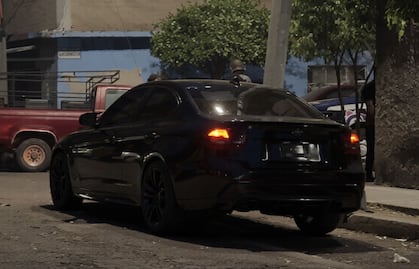 Ataque a balazos en Ecatepec deja un muerto junto a un BMW sin placas