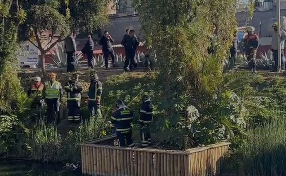 ¡Sustazo mañanero! Aparece cadáver flotando en aguas negras de Iztapalapa