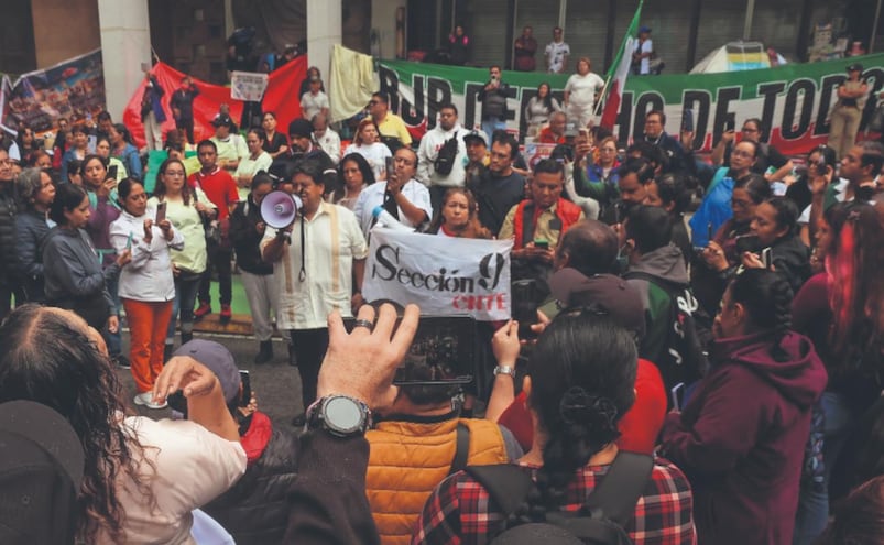Trabajadores del IMSS amenazan con paro nacional: ¿Qué pasará con las consultas?