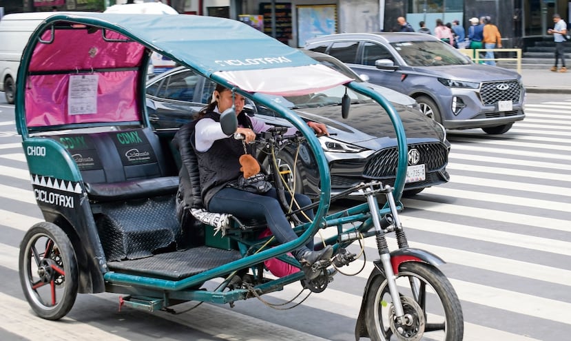 Gobierno de CDMX va contra ciclotaxis "pirata"