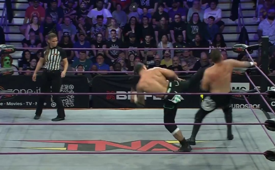 Luchador de TNA sufre conmosión cerebral tras un "mal golpe" recibido durante evento EN VIVO
Imagen: Captura de pantalla