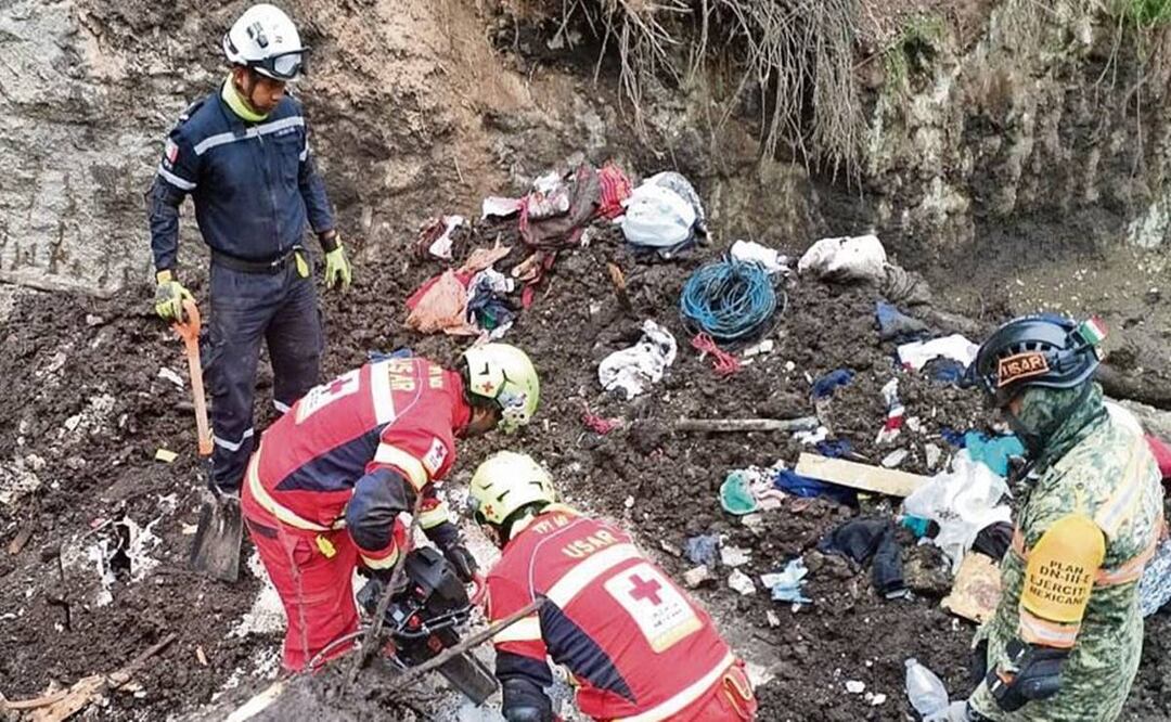 Sigue subiendo el número de víctimas mortales, tras desgajamiento de un cerro en Jilotzingo