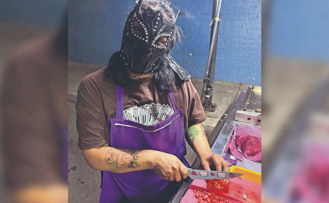 Sexy Violeta continua el negocio familiar de hamburguesas en Iztapalapa