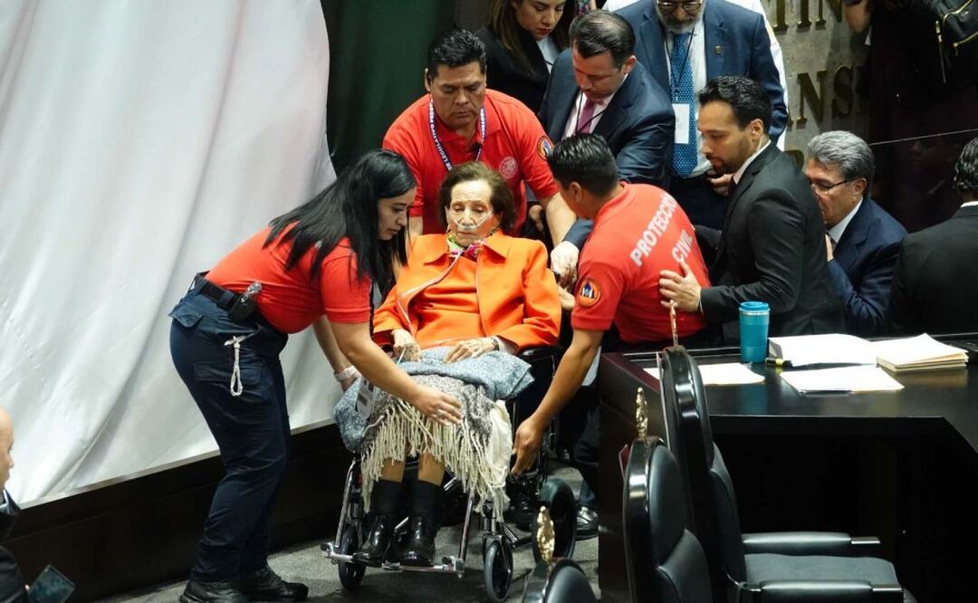 Tensión en la toma de protesta de Sheinbaum: Ifigenia Martínez retirada de emergencia