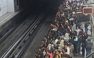 METRO CDMX colapsado: Línea 7 saturada y detenida ¿Qué está pasando?