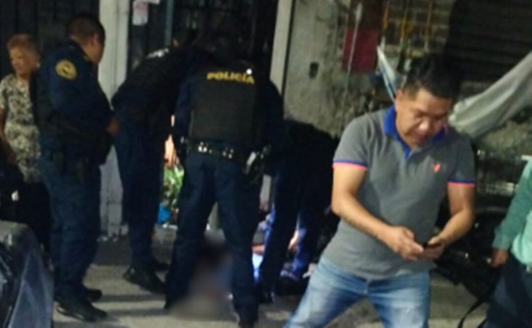 Matan a dos morros por tirarle su bebida a un don, pese a ley seca, en Coyoacán