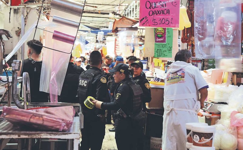 Le tapan la coladera a carnicero y muere en La Merced, entró a limpiarla y no volvió a salir