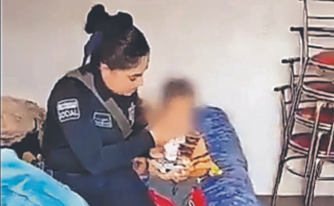 Foto: Especiales (Ecatepec: Policías rescatan a niño de 2 años que lloraba solo en su casa, padres se fueron de compras )