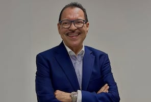 Alertan por la salud del cantante de banda Julio Preciado; "Dios me quiere aquí en la Tierra"