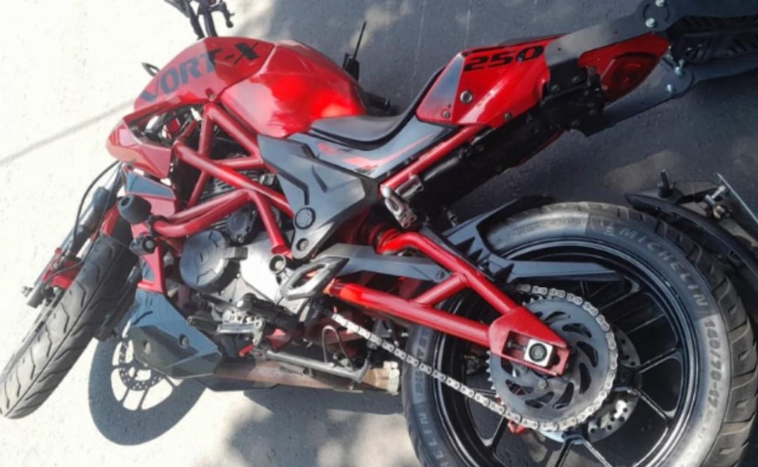 Pareja de bikers muere aplastada tras esquivar camión en Calzada Camarones (Foto: Yara Silva)
