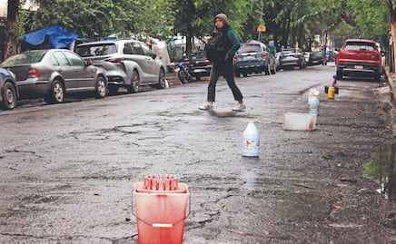 ¿Qué sanciones enfrentarán los franeleros en CDMX por apartar lugares en la calle?