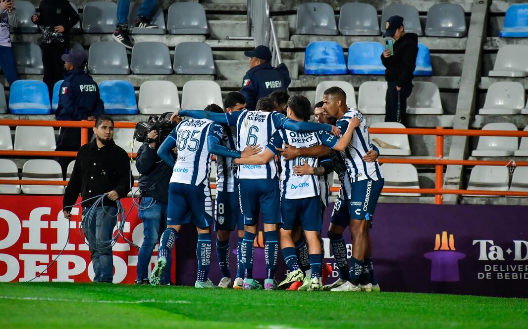 En un intenso encuentro, Pachuca remonta y vence al Atlas