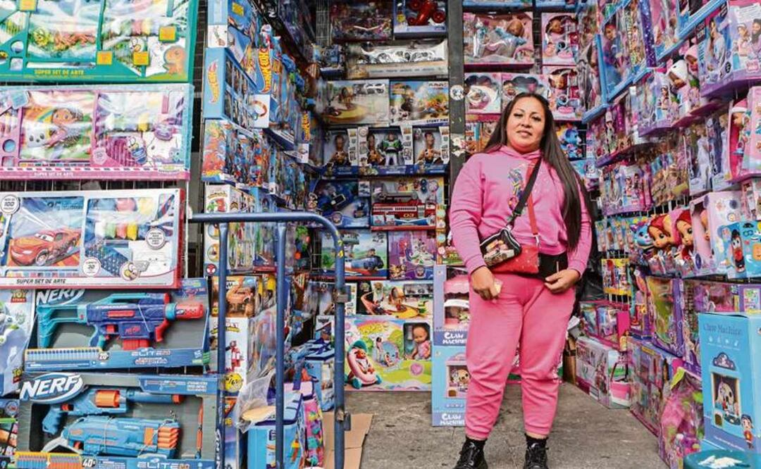 Comerciantes de Tepito ya están listos para recibir a los Reyes Magos, con precios accesibles