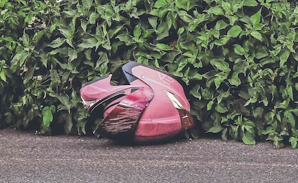 Fuerte accidente en el Circuito Exterior Mexiquense: Le aplastan la cabeza a mujer en moto y muere