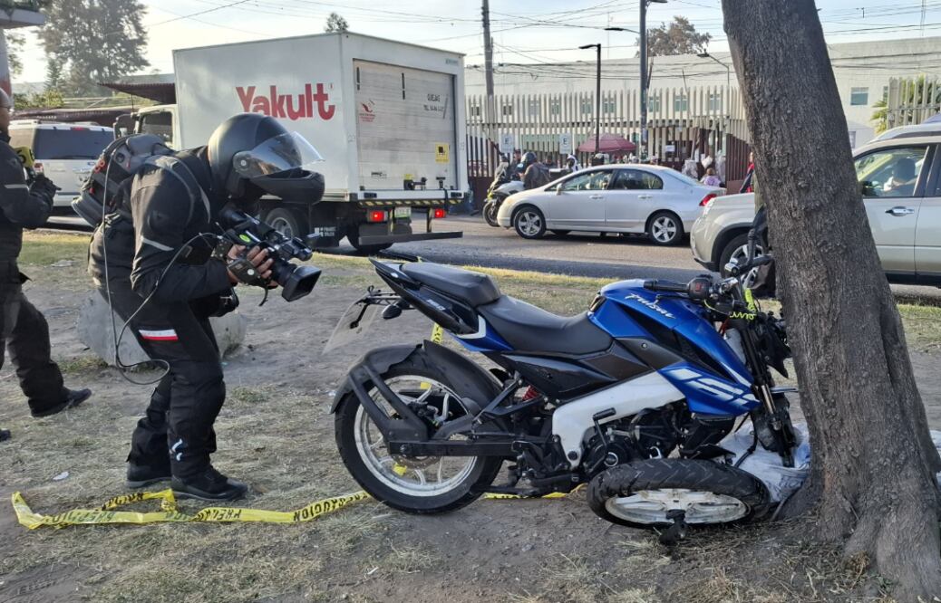 Tragedia en Zaragoza: Motociclista sale proyectado y pierde la vida (Foto: Especial)