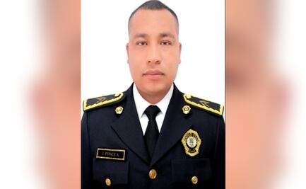 Policía se niega a entregar moto y lo matan, en Chalco
