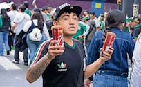 ¡Chupe trolea a la ley! Ambulantes venden bebidas alcohólicas, pese a ley seca
