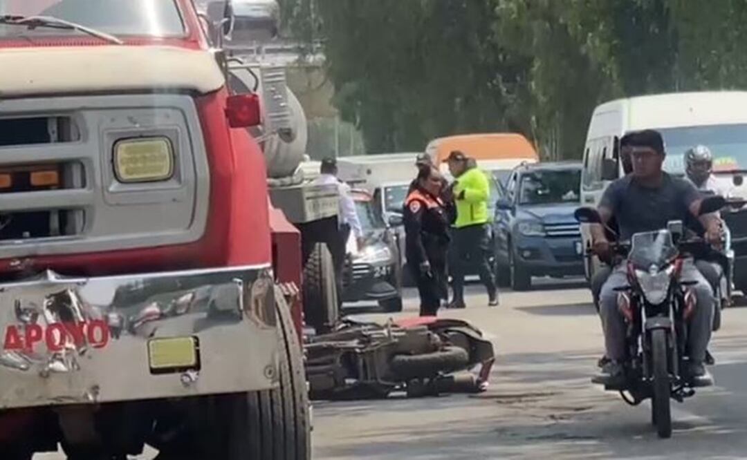 Mujer se asoma desde la ventana de la combi y ve muerto a su esposo en Edomex, ¿qué pasó?