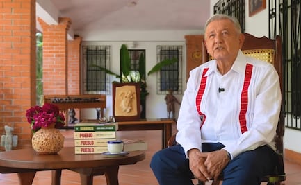 AMLO reaparece con “Pueblo” y lanza dardos contra porfiristas, PRI y neoliberales