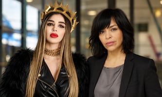 Anabel Hernández sorprende al defender a Emma Coronel, tras sacarle sus trapitos en libro