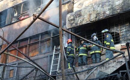 Los rostros del deber: Así fue el rescate de familias en el incendio del Mercado de Sonora 