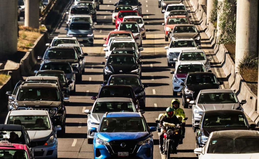 Tráfico CDMX. Foto: (Cuartoscuro)