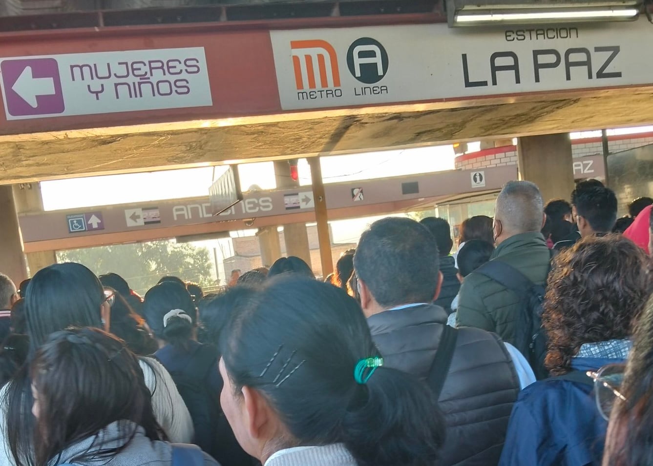Metro CDMX hoy: Estas son las líneas con retrasos y alta afluencia este 12 de agosto