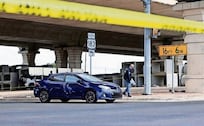 ¡Le dan de hoyos! Agente del ICE disparó e hirió de gravedad a un inmigrante venezolano en Austin