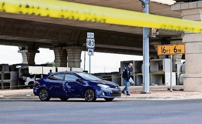 ¡Le dan de hoyos! Agente del ICE disparó e hirió de gravedad a un inmigrante venezolano en Austin