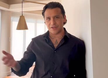 ¡En plena entrevista! Christian Nodal coquetea con reportera