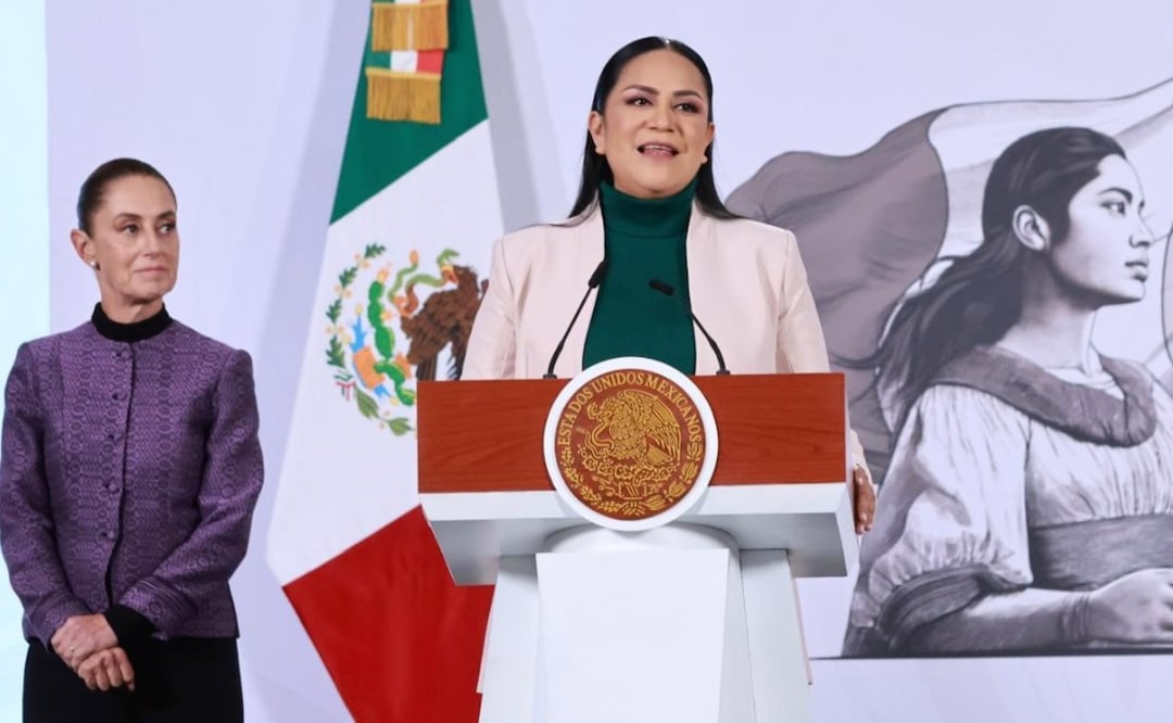 Lanzan credencial universal de salud para atención en IMSS, ISSSTE e IMSS Bienestar. Foto: (Presidencia)