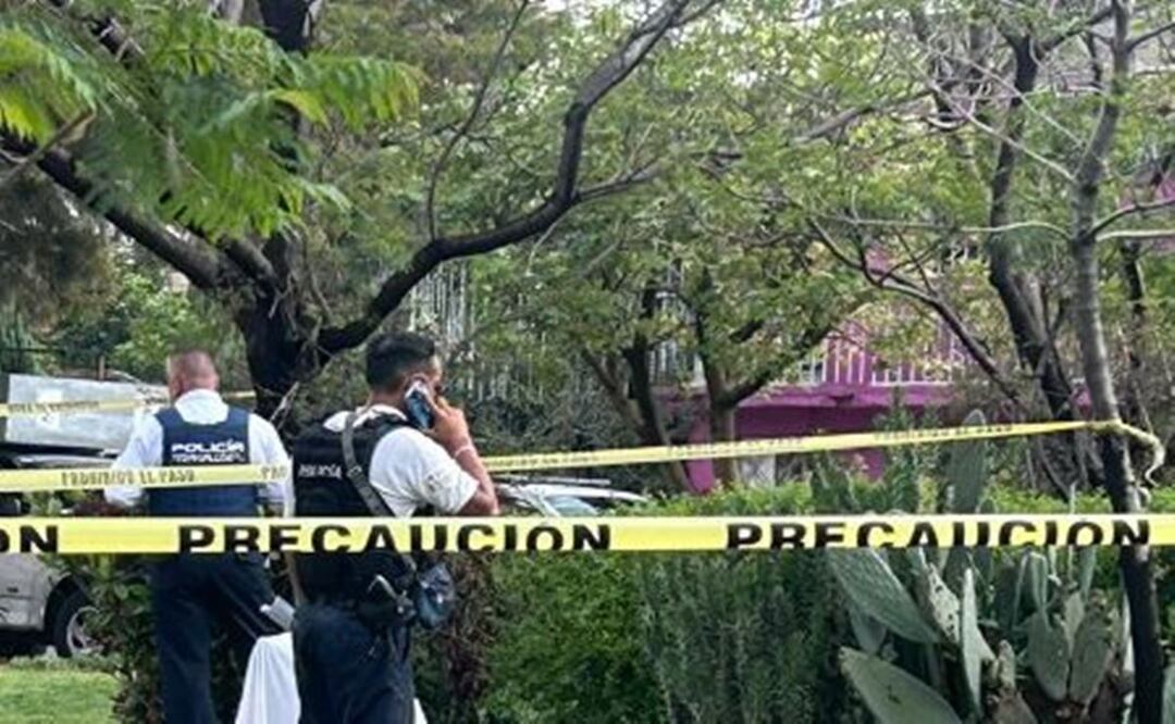 Cámara capta espeluznante escena en la que le quitan la vida a una mujer, en Neza