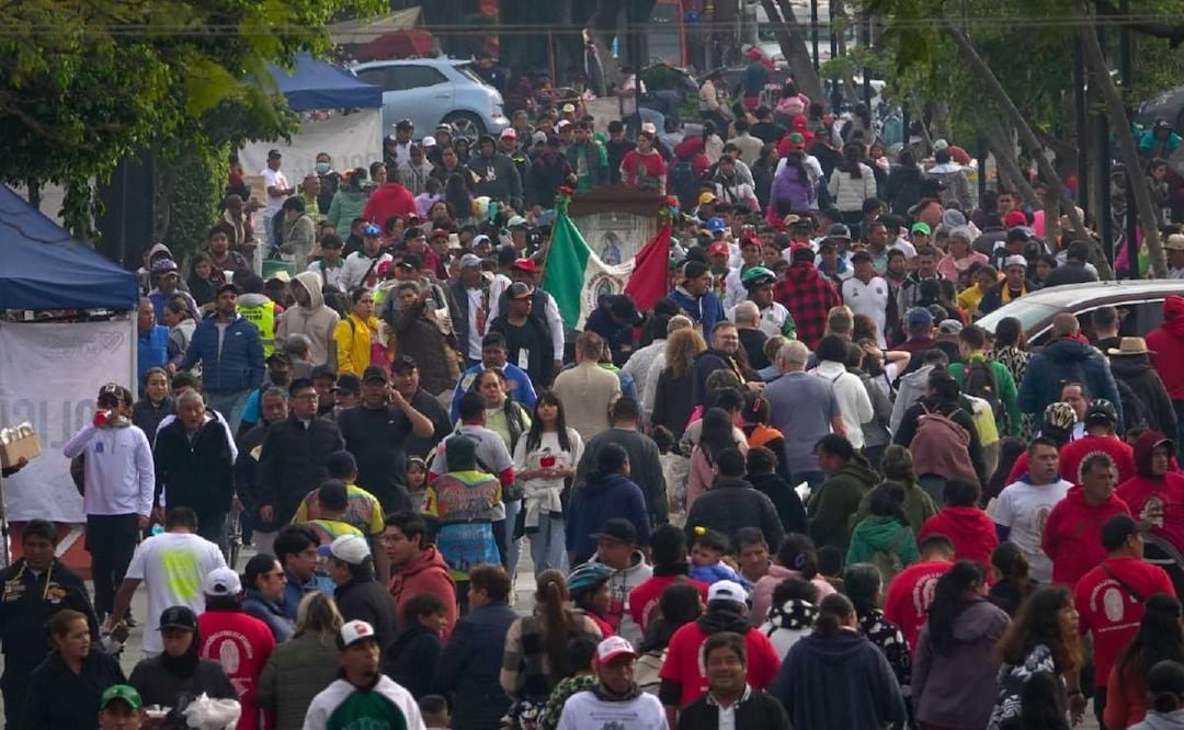 Peregrinos rumbo a la Basílica de Guadalupe. Foto: (Cuartoscuro)