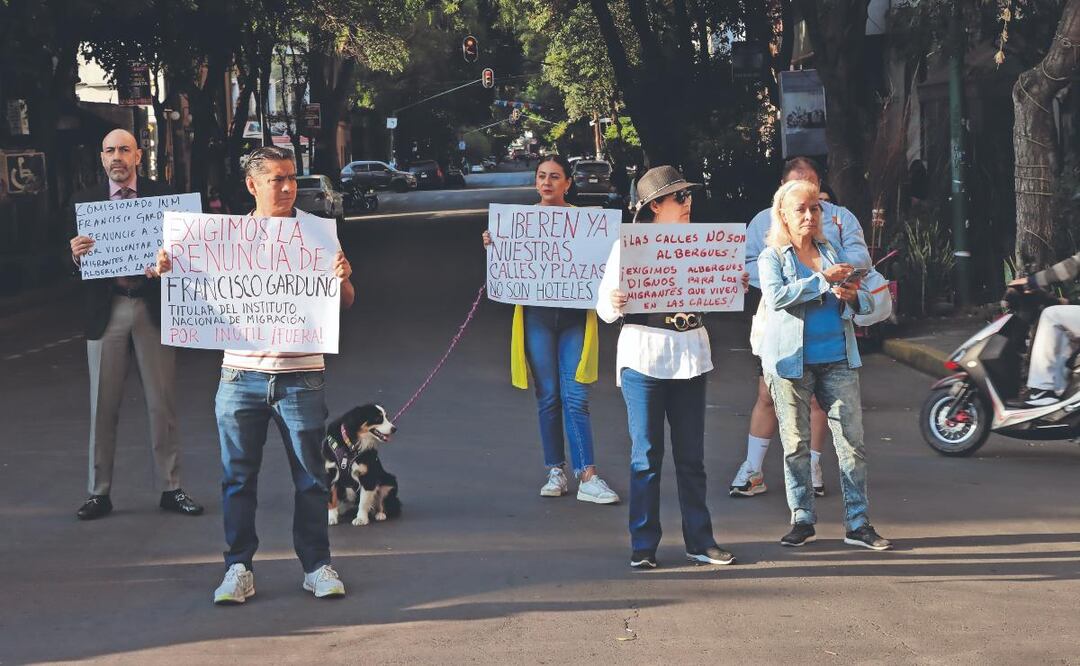 ¡No los quieren! Vecinos de la Juárez exigen retiro de haitianos