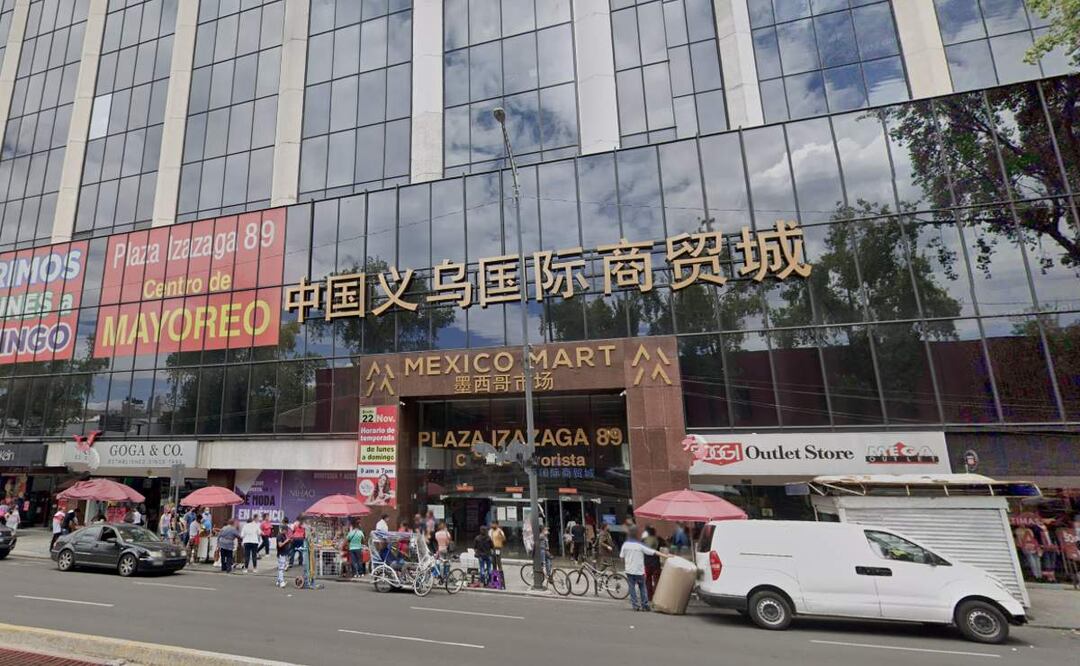 Por un comercio justo: Se regularizan negocios de Izazaga 89 y se reapertura la plaza