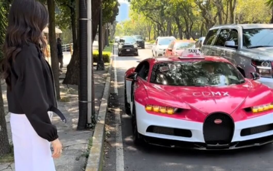 Hija de empresario pinta de rosa un Bugatti y lo convierte en taxi de CDMX (Foto: TikTok)