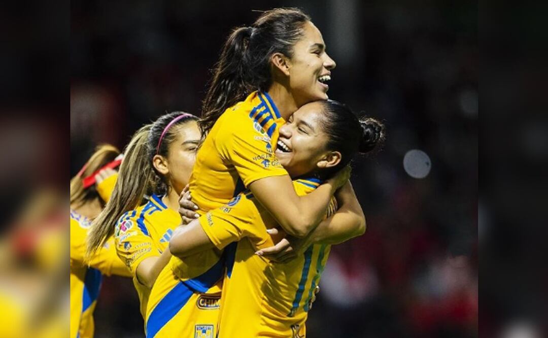 Las amazonas en plan grande golean a Toluca