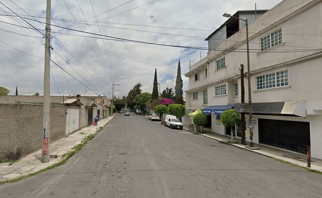 Motosicarios se hacen pasar por clientes y balean a vendedor de MiniCooper, en Iztapalapa