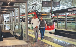 Tren “El Insurgente”: Usuarios destacan beneficios, pero también molestias del servicio