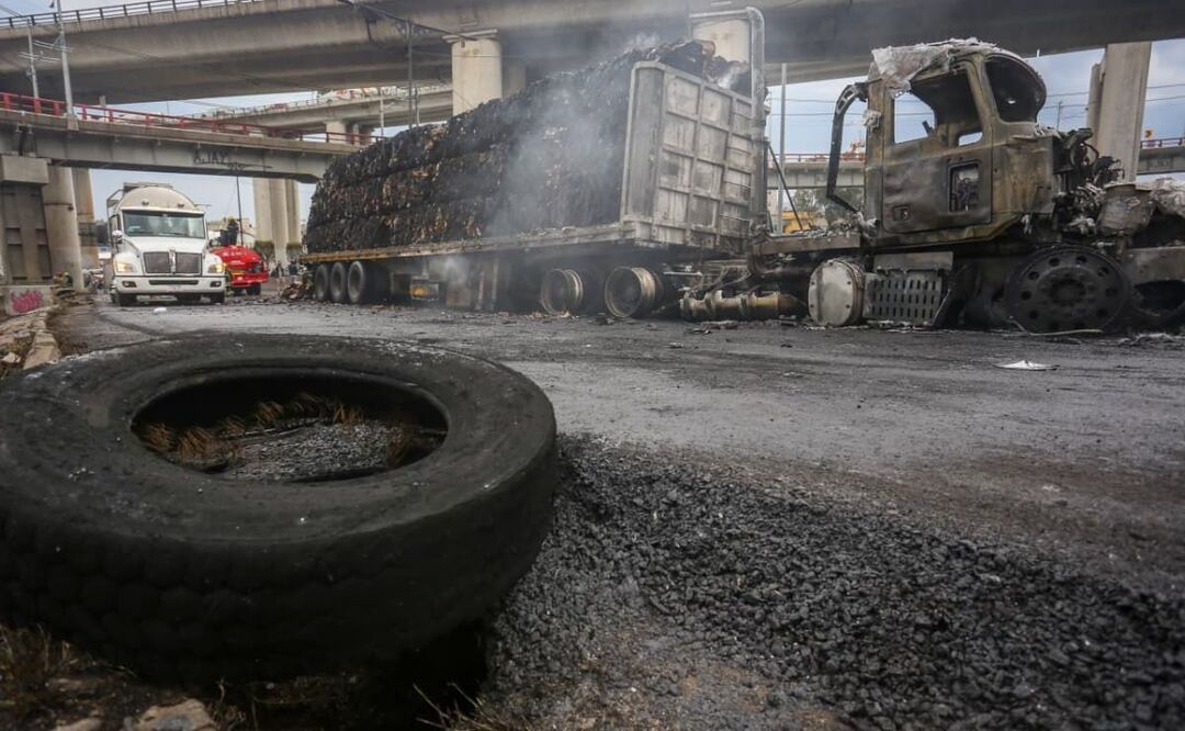 Foto: Luis Camacho (Tres muertos y 70 lesionados es el saldo de explosión de pipa en Puente de La Concordia)
