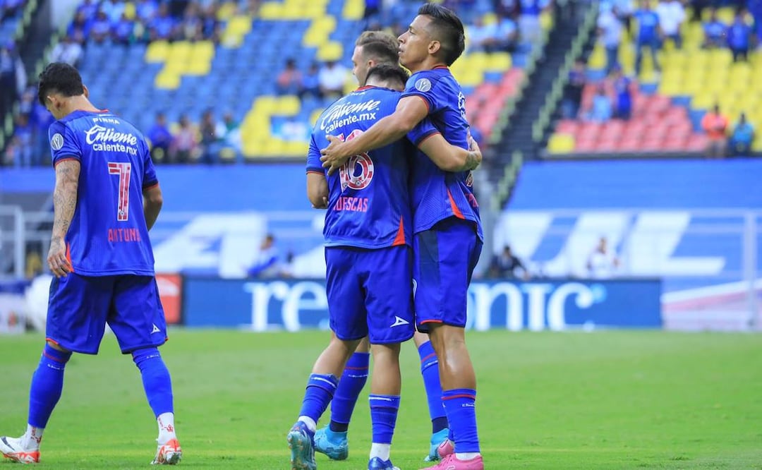 Cruz Azul consiguió su primera victoria en el Azteca tras vencer a León 