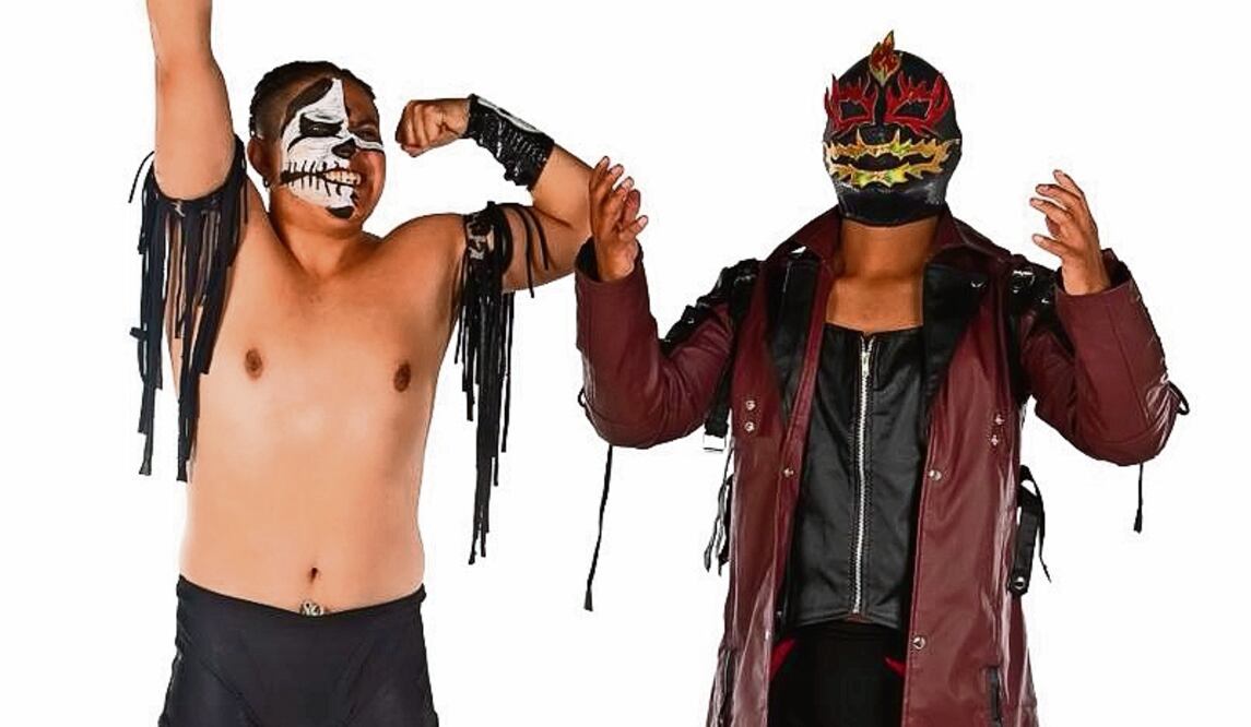 Nativo y Elemento Infernal apuestan máscara y cabellera en duelo explosivo (Foto: Rosalío Huizar)