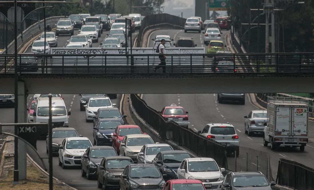 Tráfico en la CDMX. Foto: (Cuartoscuro)