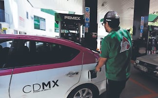 ¿Cuánto cuesta ya la gasolina premium en CDMX?