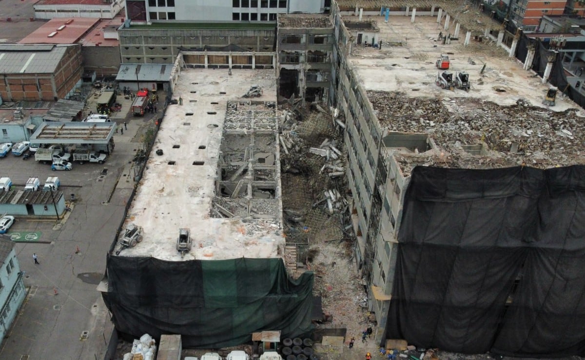 Hallan muerto a trabajador entre escombros de edificio colapsado la en ...