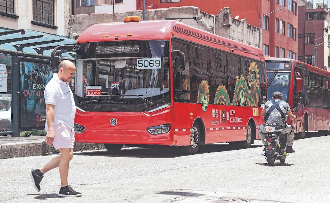 Nuevos transportes de CDMX fallan en pleno Mundial. Foto: (Fernanda Rojas)