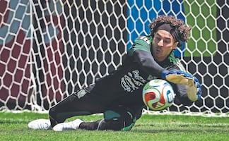 Memo Ochoa alza la mano para ser titular en el Mundial 2026: "Sé que puedo seguir aportando"