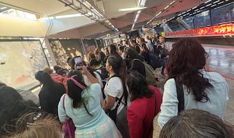 Metro CDMX hoy 30 de abril: Colapsa Línea 3 con retrasos de hasta 20 minutos y trenes saturados