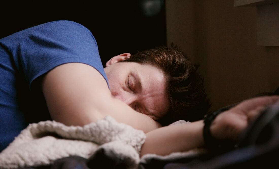 Foto: Unsplash (Científicos descubren segundo gen relacionado con el sueño corto ¿qué se sabe?)