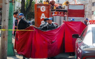 Camión de gas echa reversa y mata a un hombre en la colonia Estrella de la GAM